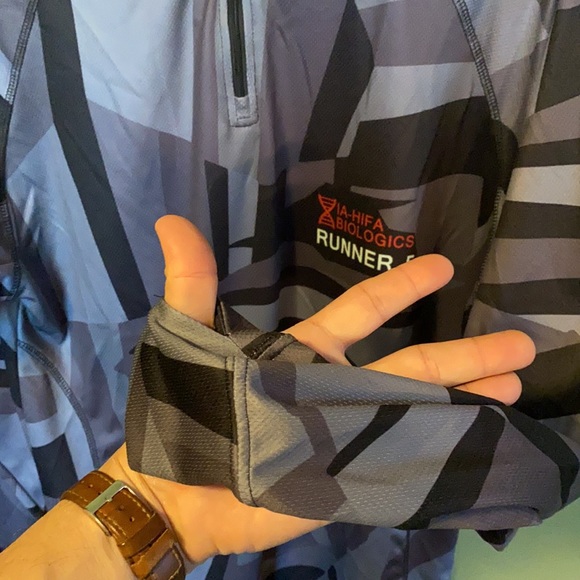 XL Jogging bundle! (Pants, shirt, and 1/4 zip pullover) - Picture 5 of 11